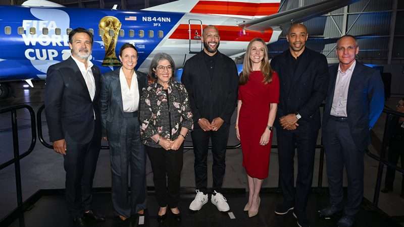 American Airlines, en colaboración con Qatar Airways, celebra la Copa Mundial de la FIFA 26 con nueva decoración de los aviones